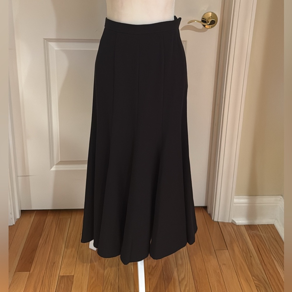 Classic Black Mermaid Pleated Skirt